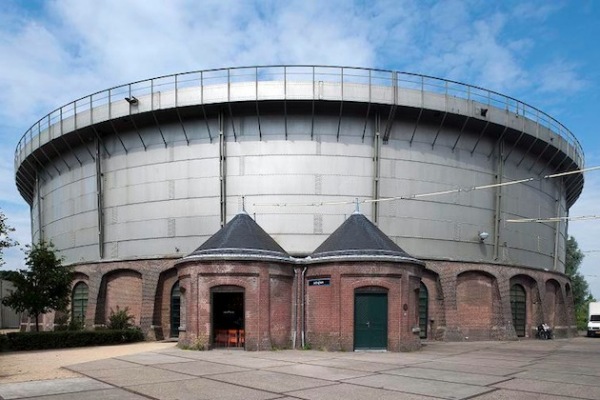 Westergasfabriek: отель в бывшем газоперерабатывающем заводе в Амстердаме