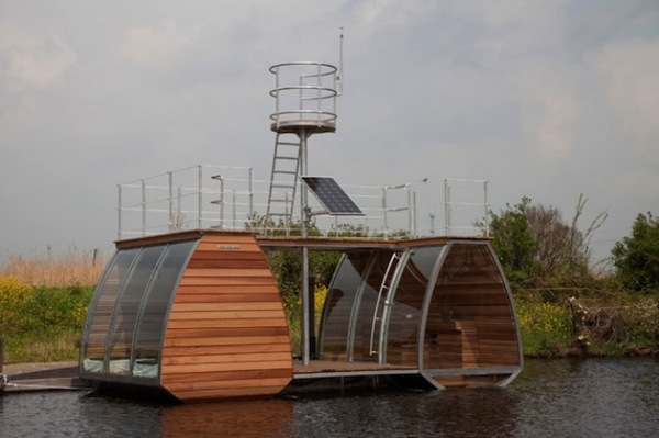 Catamaran Ecolodge: плавающее жилище в Нидерландах