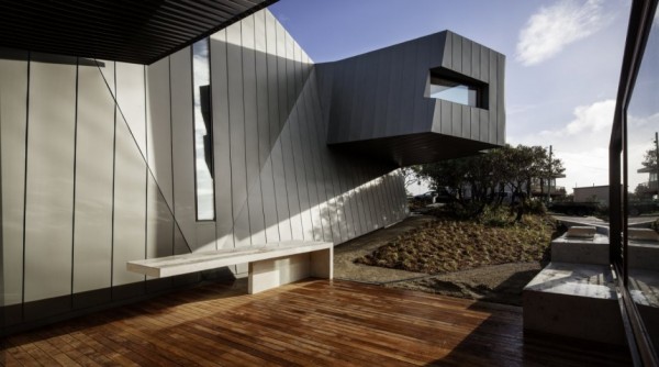 Volumetric House: авангардная архитектура жилого дома от австралийских архитекторов