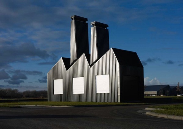 Little Dutch Factory: маленькая голландская фабрика из гофрированной стали