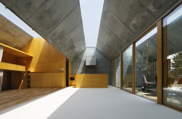 Дом-гармошка от Takeshi Hosaka Architects