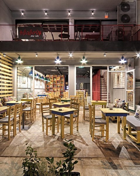 Alaloum Board Game Cafe: кафе для любителей настольных игр в Греции