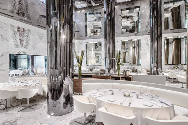 Зеркальный ресторан Maison Blanche в Касабланке
