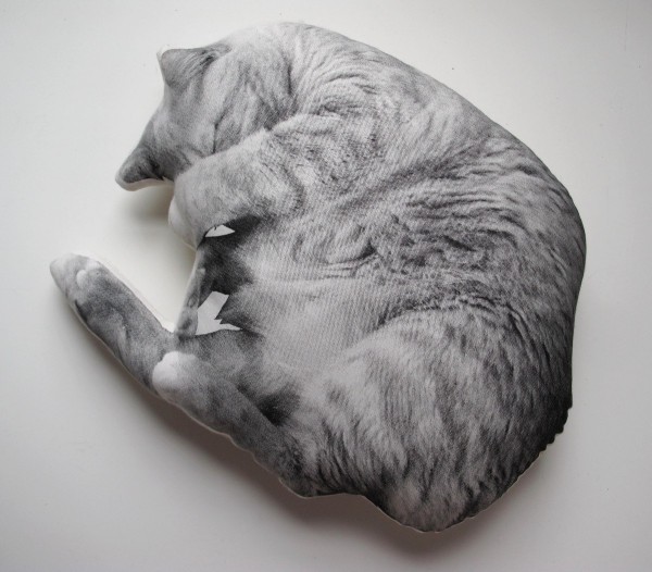 Анималистичныедиванные подушки от Шеннон Бродер (Shannon Broder)