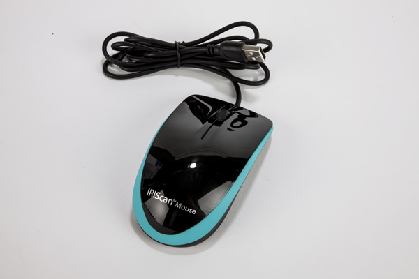 Мышка-сканер выглядит как обычная компьютерная мышка