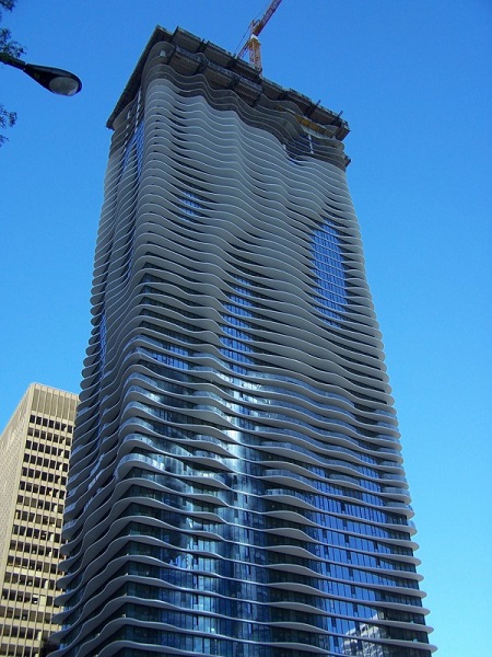 Небоскреб Aqua Tower в Чикаго