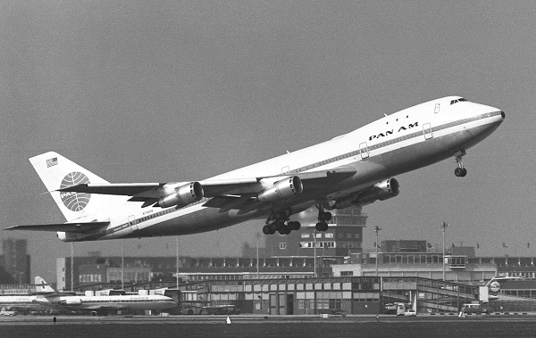 Boeing 747 - самый популярный пассажирский самолет в истории гражданской авиации