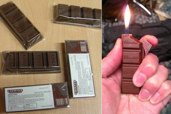 Зажигалка шоколад. Зажигалка шоколадка. Зажигалка в виде шоколада. Необычная зажигалка шоколад. Зажигалка в форме шоколадки.
