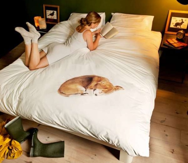 Snurk Bed Linen Bob - необычное постельное белье с фальшивой собакой для тех, кто чувствует себя одиноко