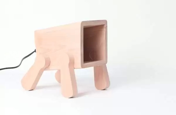 Frank Lamp - детская лампа-'щенок' от Pana Objects