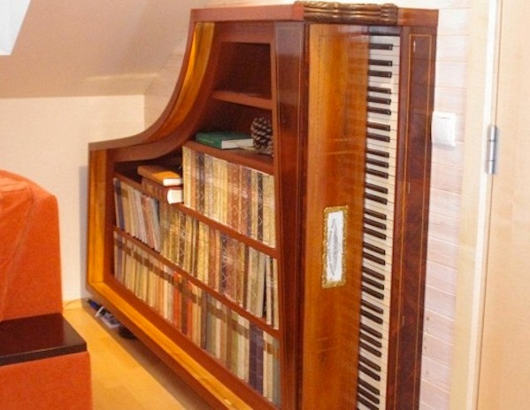Piano Bookshelf - книжный шкаф из винтажного рояля