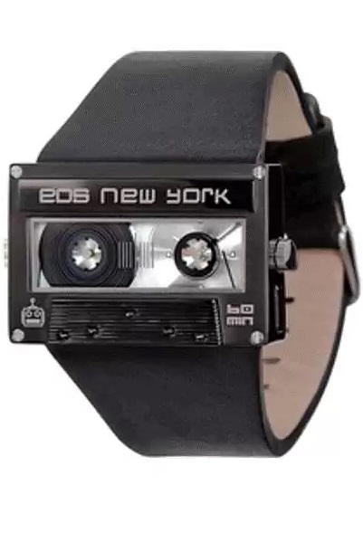 EOS Mixtape Watch - наручные часы с циферблатом в виде аудиокассеты