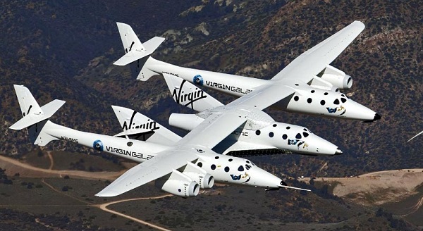 SpaceShipTwo - первый в истории гражданской авиации суборбитальный самолет-космический корабль