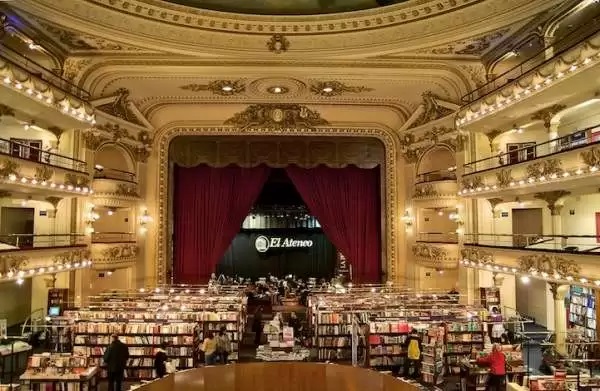El Ateneo Grand Splendid Theater - необычный книжный магазин в здании бывшего театра