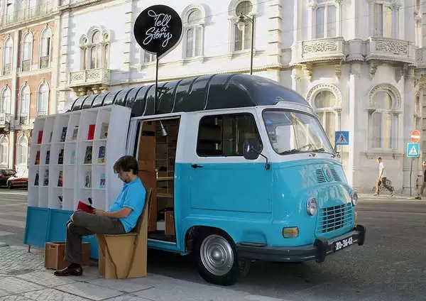 Tell a Story - книжный-магазин-фургон в Португалии