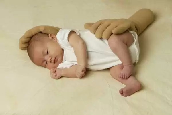 Zaky Infant - дизайнерская антистресс-подушка для самых маленьких