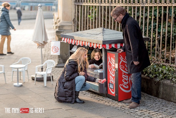 Рекламная компания Coca-Cola.