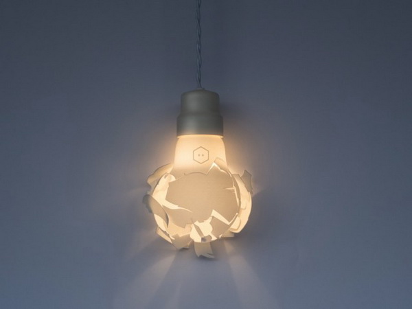 Лампа из коллекции Breaking Bulbs.