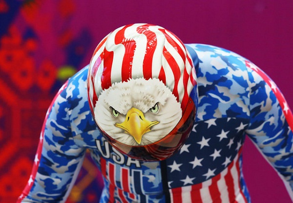 Шлем участника Олимпиады 2014