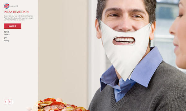 Маска для лица в форме пиццы.