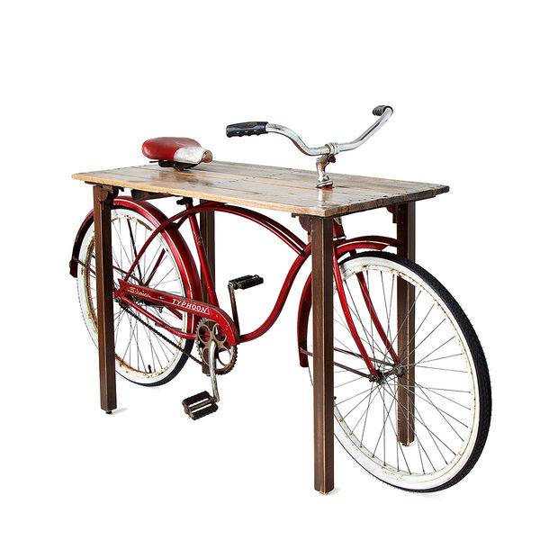 стол, встроенный в раму велосипеда