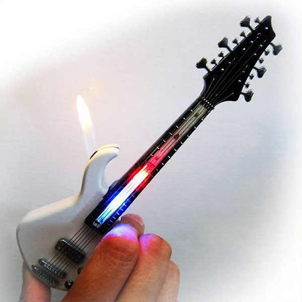 зажигалка в виде гитары с подсветкой