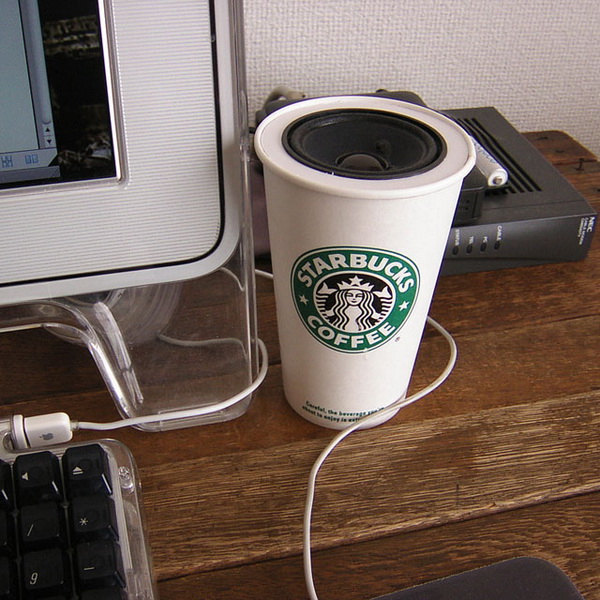 динамики - чашечка кофе со Starbucks
