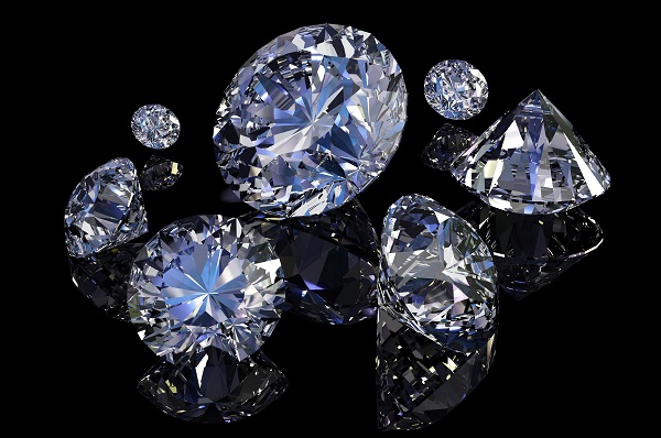 5 самых дорогих бриллиантовых колье в мире