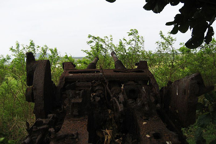 Заброшенная противовоздушная артиллеристская батарея на острове Иводзима (Япония)
