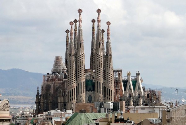 Храм Святого Семейства (The Sagrada Familia)