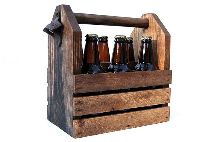 Деревянный ящик с ручкой для транспортировки пива
