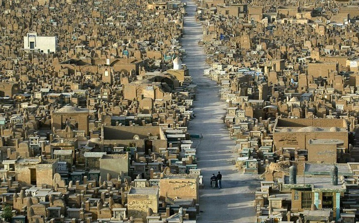 Наджаф, Ирак. Некрополь