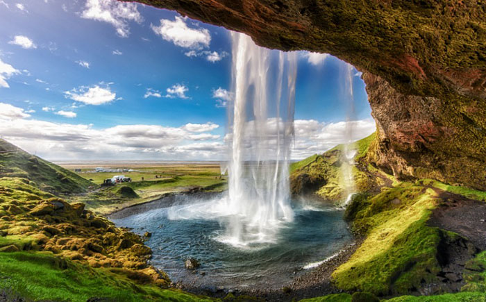 15 самых потрясающих водопадов в мире, от красоты которых замирает сердце