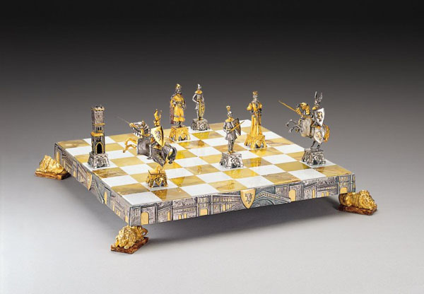 Средневековый венецианский комплект шахмат