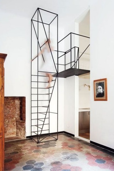  Металлическая лестница в стиле минимализма 