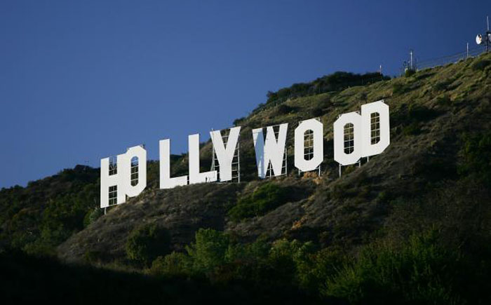 Оригинальная надпись “Hollywood”
