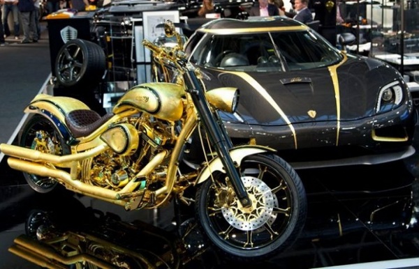 Золотой мотоцикл от датской компании Lauge Jensen