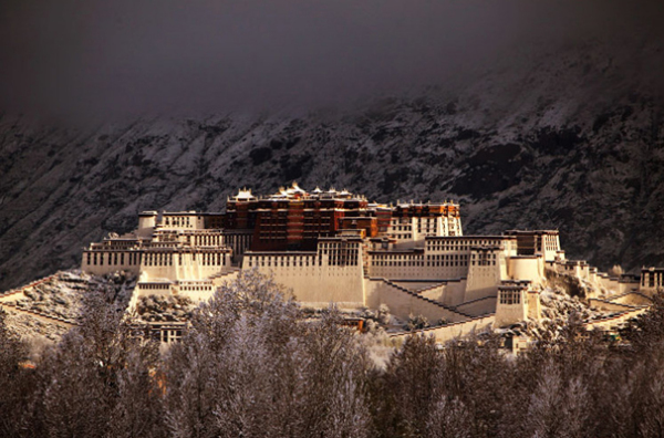 Дворец Потала (Лхаса, Тибет)