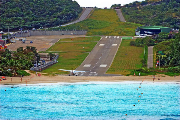 Аэропорт Gustaf III, остров Сен-Бартелеми
