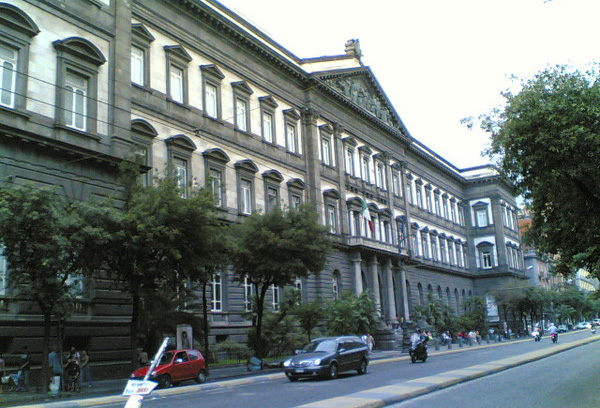 Неаполитанский университет имени Фридриха II