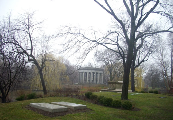 Кладбище Грейсленд, Чикаго
