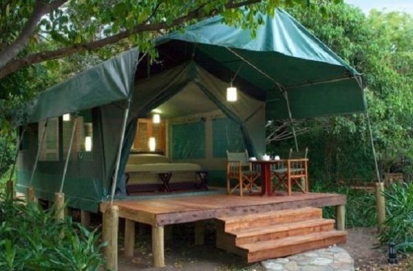 Палатки в Kichwa Tembo Bateleur Camp