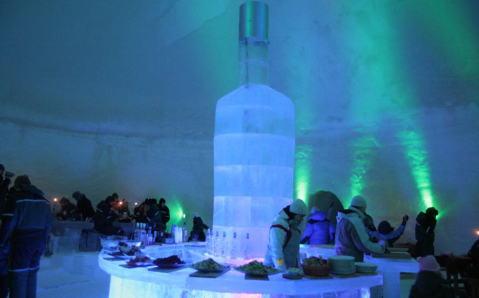 Ледяной ресторан Lainio Snow Village