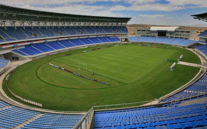 Национальный стадион Омбака, Ангола: 100 миллионов долларов (вместительность: 35 000 зрителей)