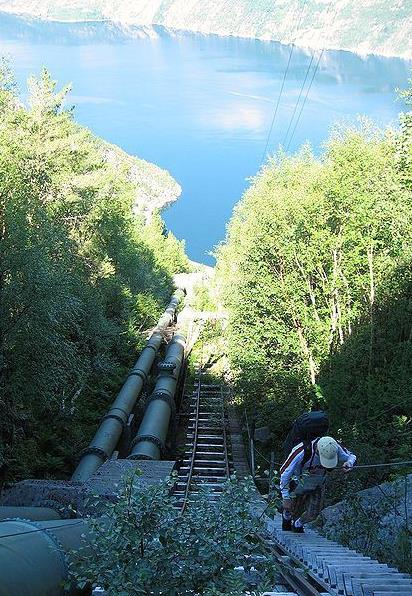 Лестница для обслуживания гидроэлектростанции Florli, Норвегия