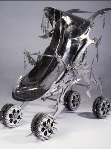 Прогулочная  коляска от  китайского скульптора Shi Jinsong