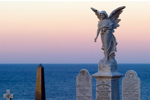 10 самых красивых кладбищ в мире