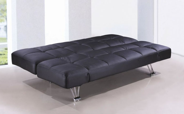 Кожаный диван от J&M Furniture