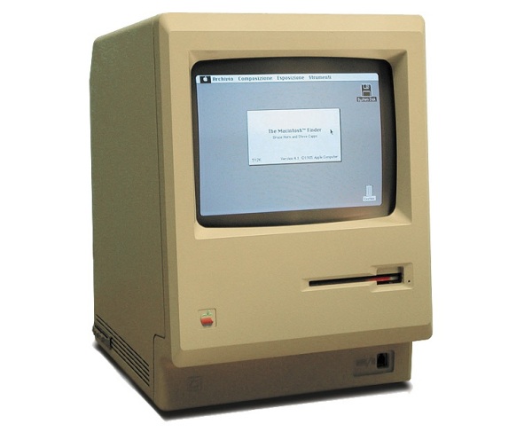 Первый компьютер легендарной линейки Macintosh 128K