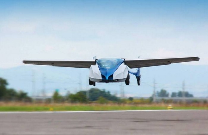 AeroMobil – самый настоящий летающий автомобиль